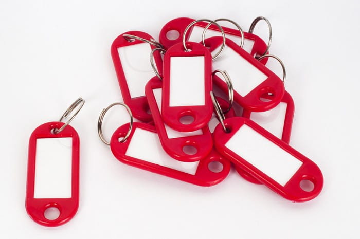 Czerwona zawieszka na klucze